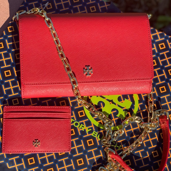 Tory Burch Handbags - ❤️Tory Burch Emerson Chain Leather Wallet Set❤️